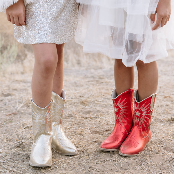 Cowgirl Ruby Boots